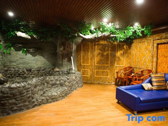 Миян: Dongyong Hot Spring Hotel