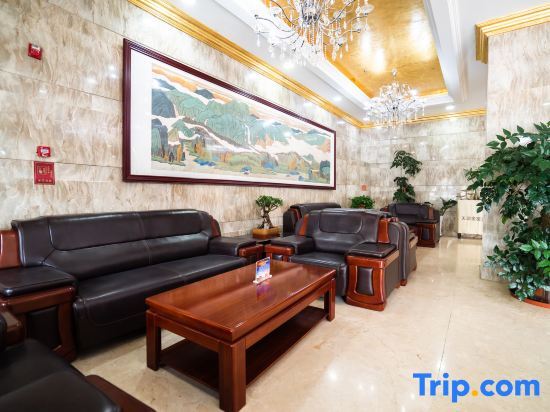 Чжанъе: Tian Run Jin Zuo Hotel