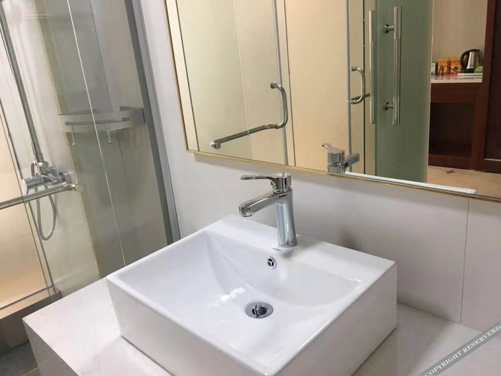 Цзясинь: Jiayuan Hotel