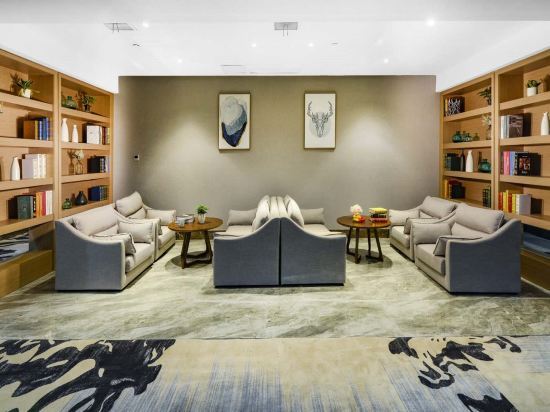 Manju Hotel (Huzhou Zhili Chinese children's wear city) — фото 5