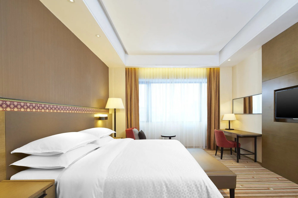 Гуйлинь: Four Points by Sheraton Guilin, Lingui