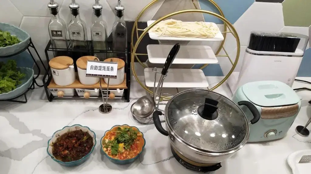 Хецзе: 银座佳驿酒店（郓城汽车站店）