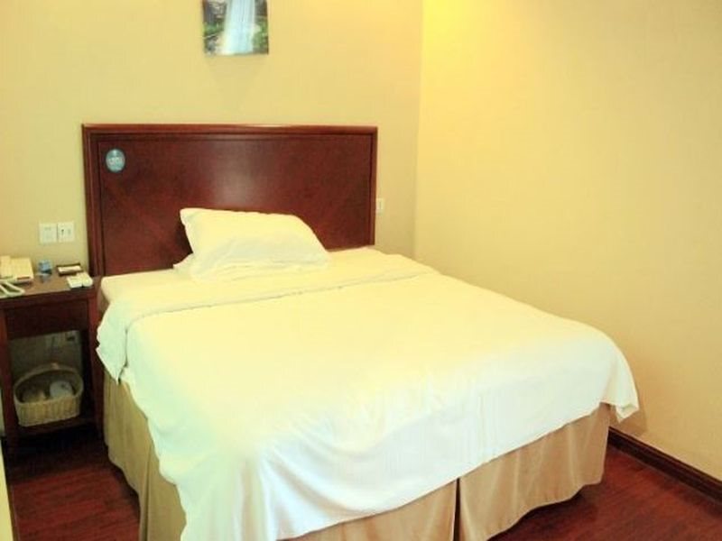 GreenTree Inn Jiangsu Zhenjiang Yidu Building Materials city Express Hotel — фото 3
