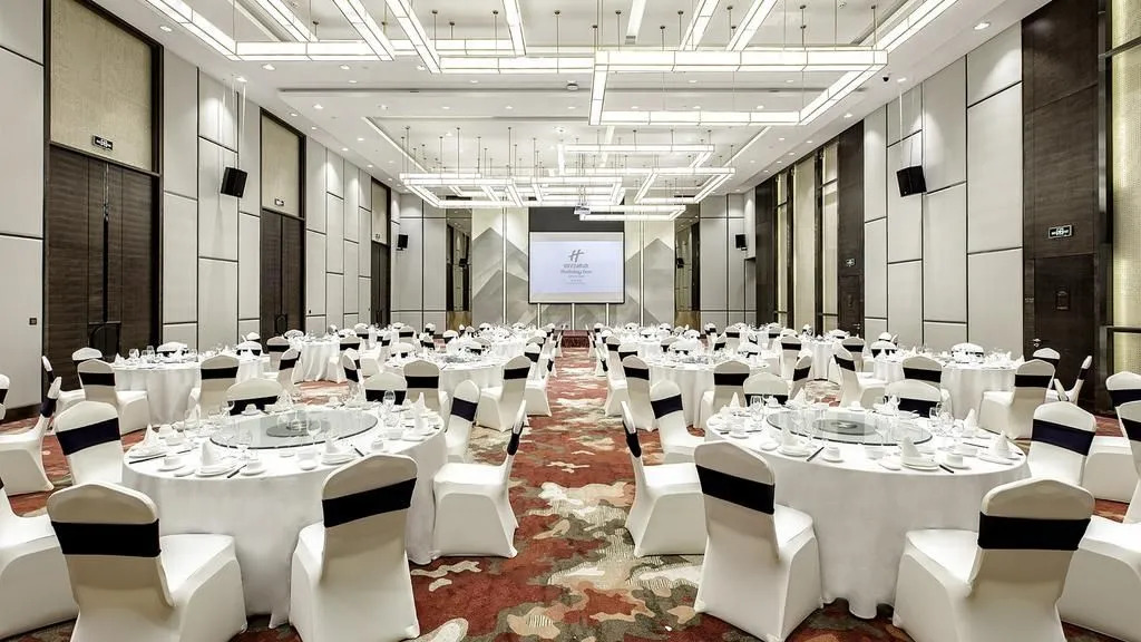 Баоцзи: Holiday Inn Baoji Central