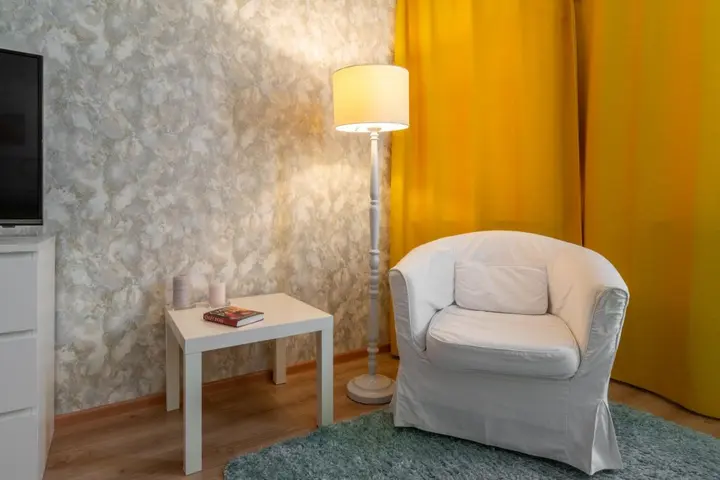 Нижний Новгород: RentHouse (РентХаус) на Волжской набережной