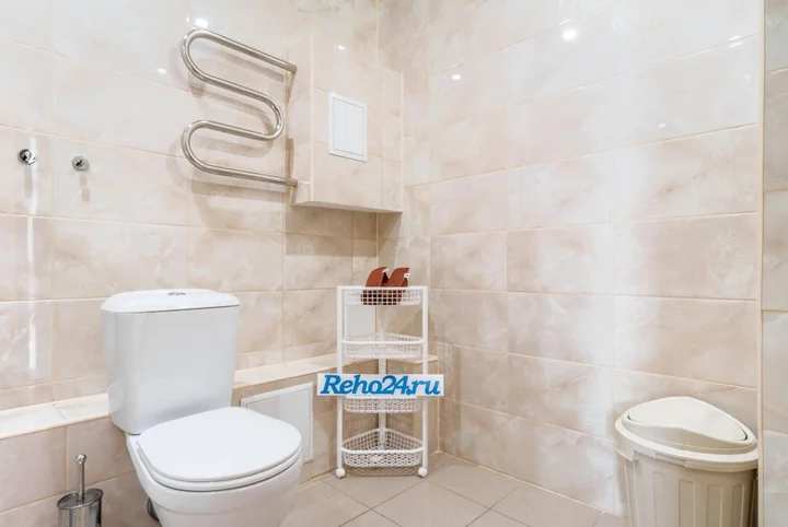 Нижний Новгород: RentHouse (РентХаус) на Волжской набережной