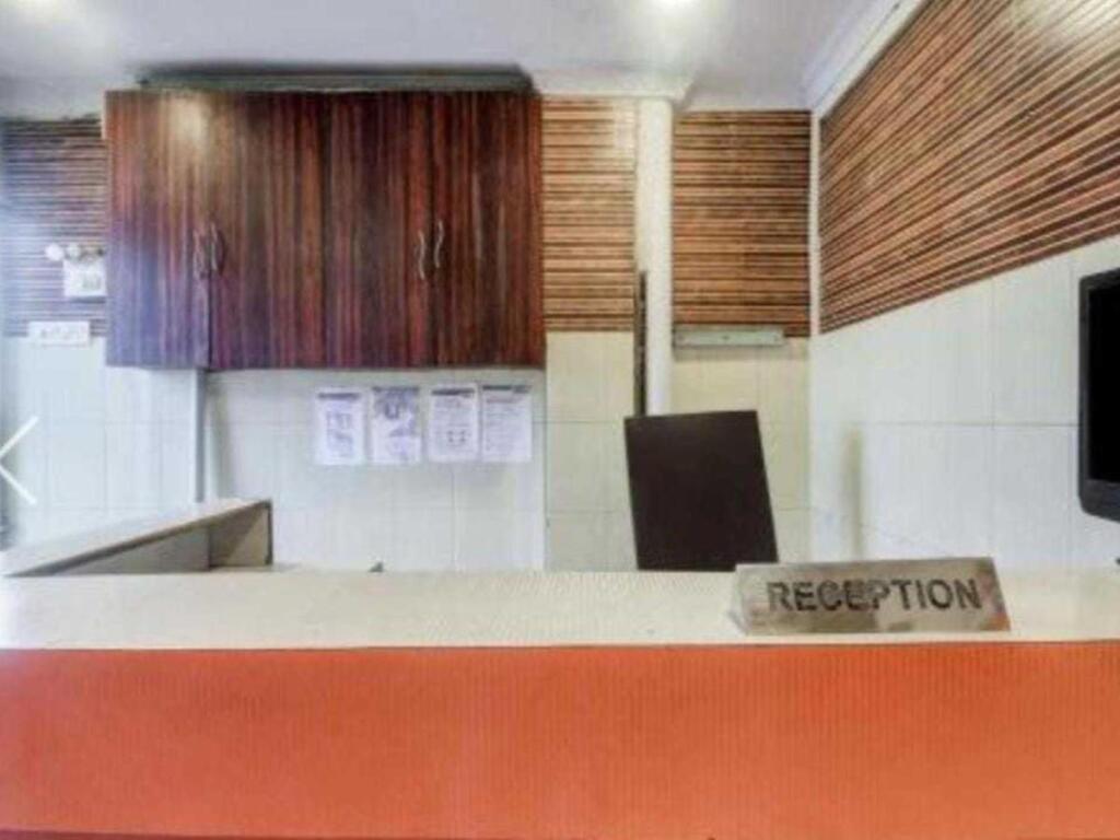 Шамшабад: Oyo Flagship 81481 Hotel Anix Residency