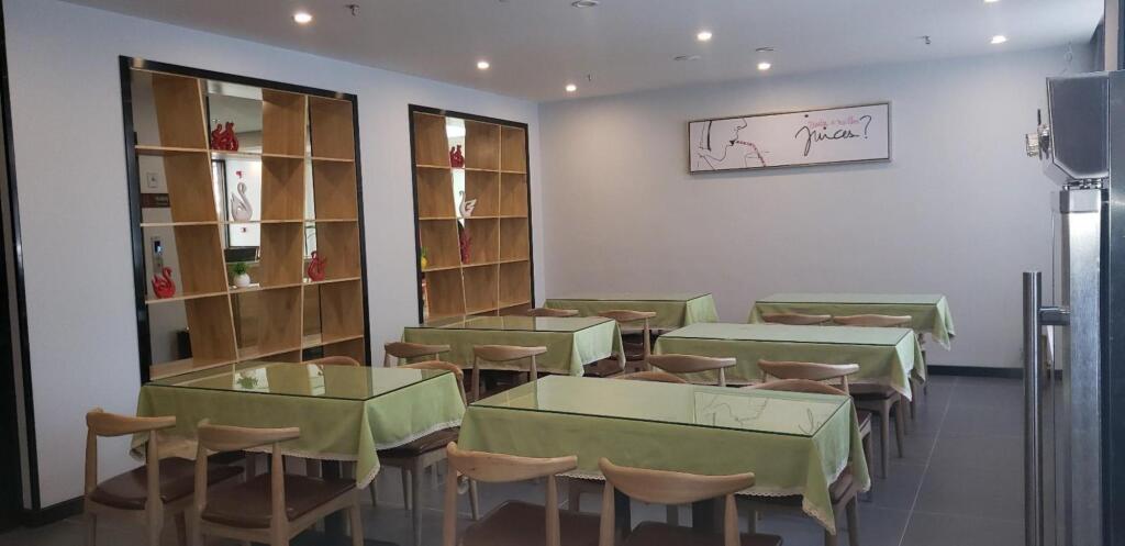 Лоян: 7Days Premium Luoyang Peony Park Shanghai Market Branch