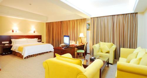 Хойчжоу: Vienna International Hotel Huizhou Daya Bay Century City