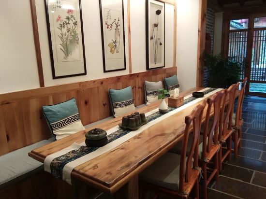 Чжанцзяцзе: Yuelu Homestay