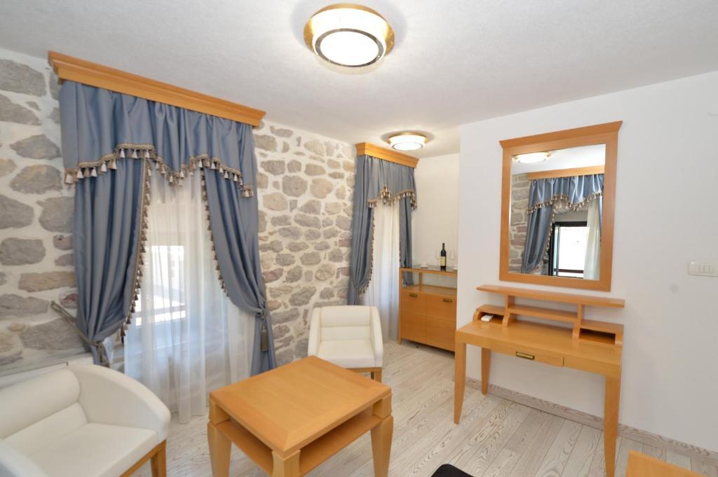 Доброта: Seaside House Kotor