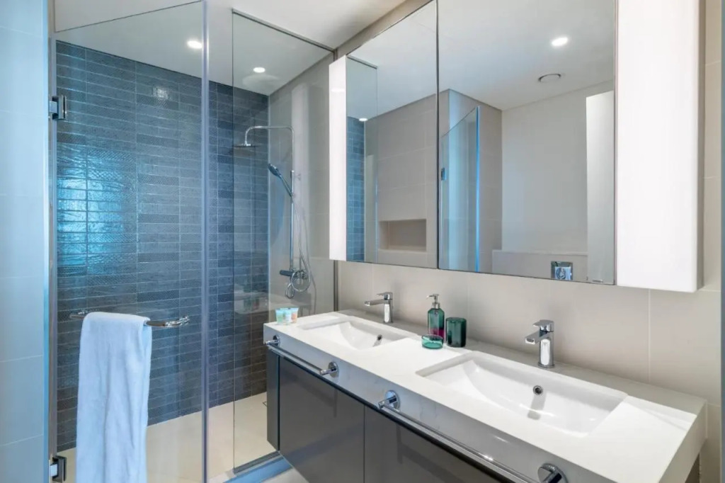 Дубай: The Smart Concierge - Sunrise Bay Tower 1