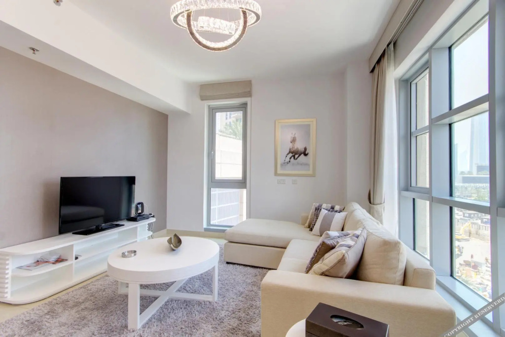 Exquisite1 Br Apartment, Standpoint Tower Downtown — фото 4