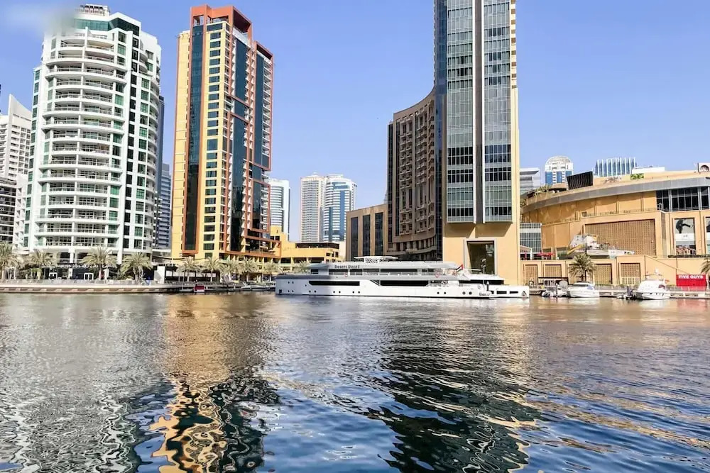 Дубай: Unparalleled Luxury | Marina Walk