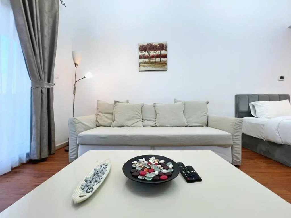 Дубай: Relaxing 1 Bedroom with All Facilities