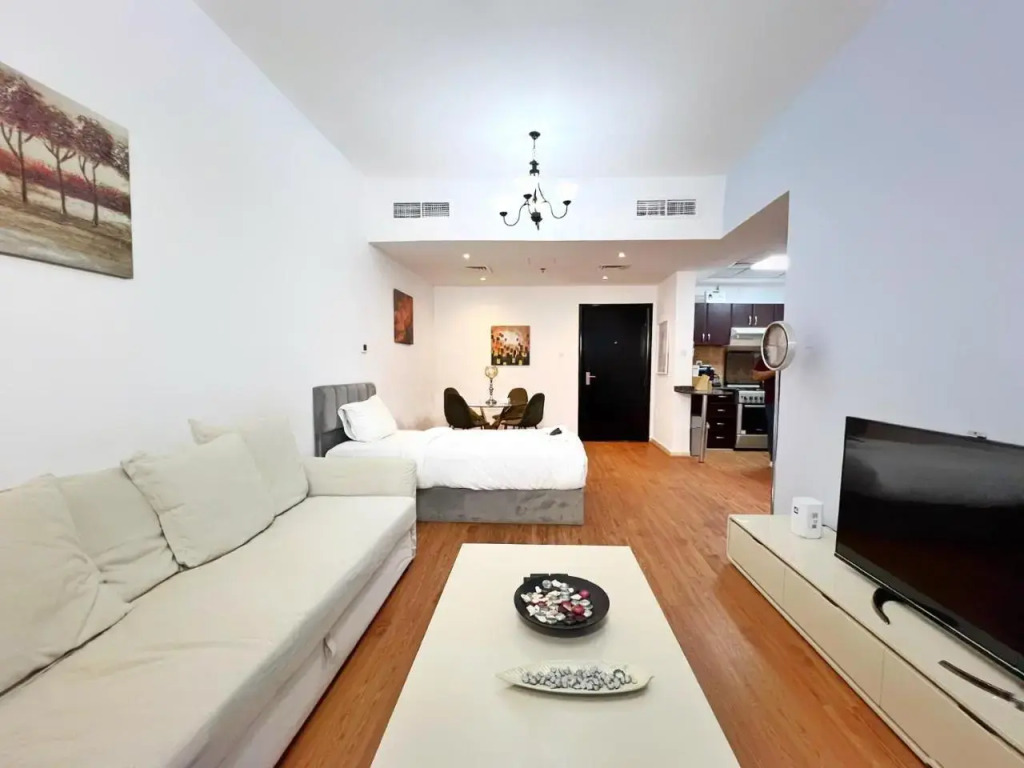 Дубай: Relaxing 1 Bedroom with All Facilities