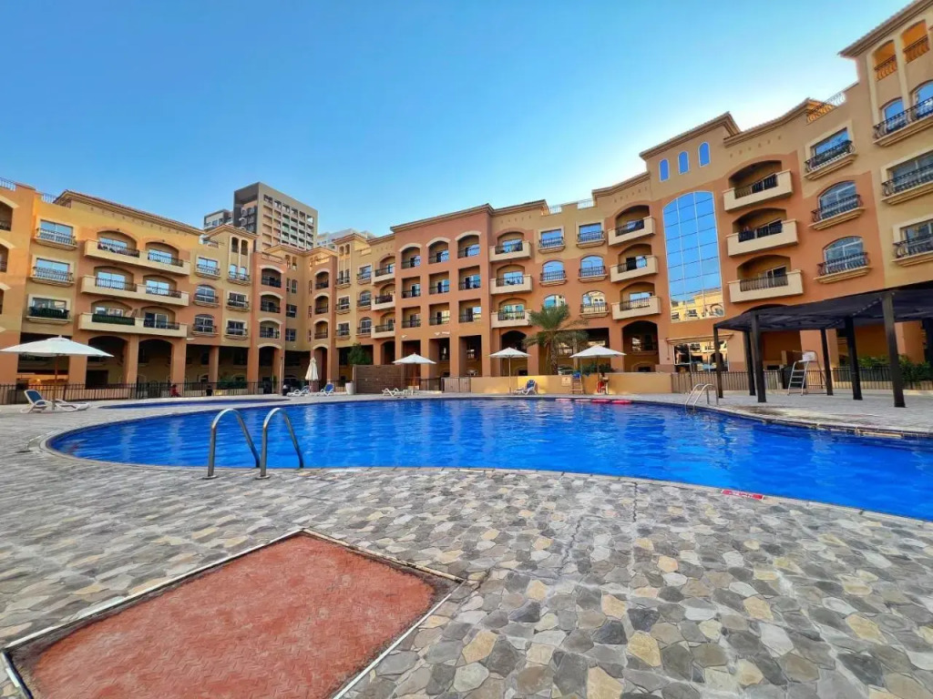 Дубай: Relaxing 1 Bedroom with All Facilities