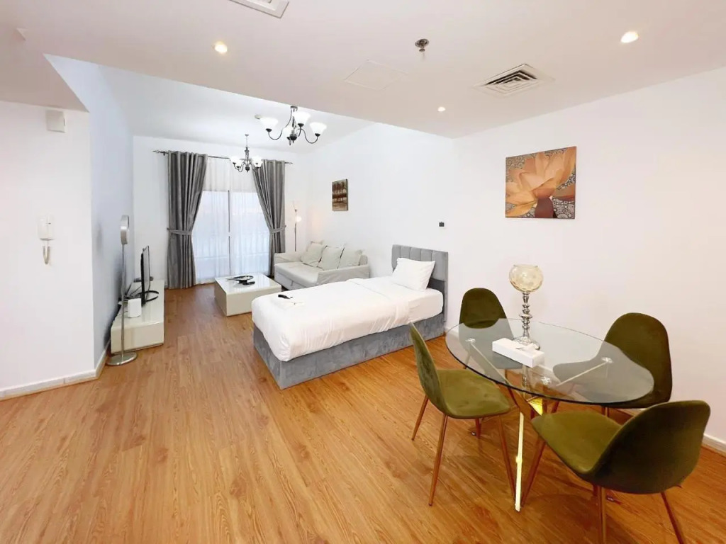 Дубай: Relaxing 1 Bedroom with All Facilities