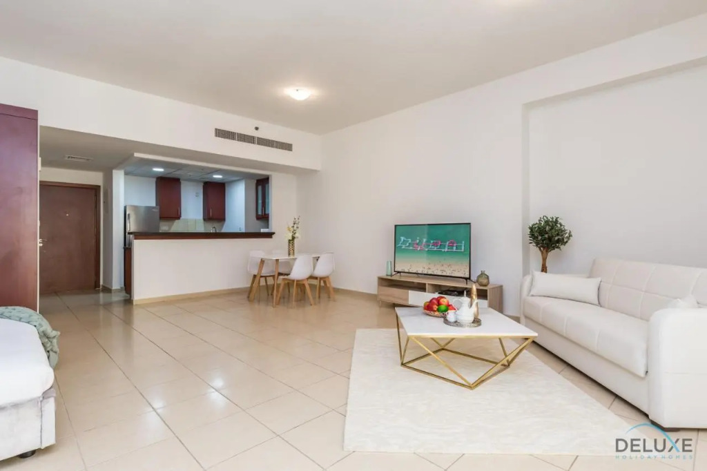 Pool Views Studio Minutes Away To Jbr Beach, Rimal 3 by Deluxe Holiday Homes — фото 4