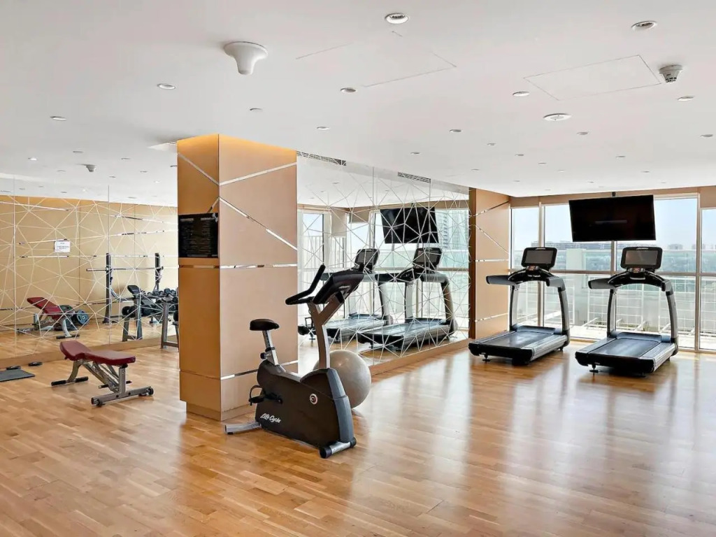 Дубай: Primestay - Carson Tower a in Damac Hills