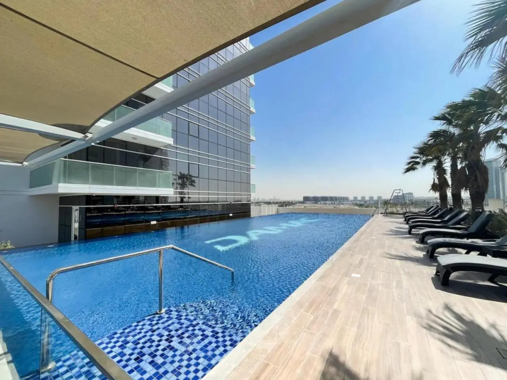 Дубай: Primestay - Carson Tower a in Damac Hills