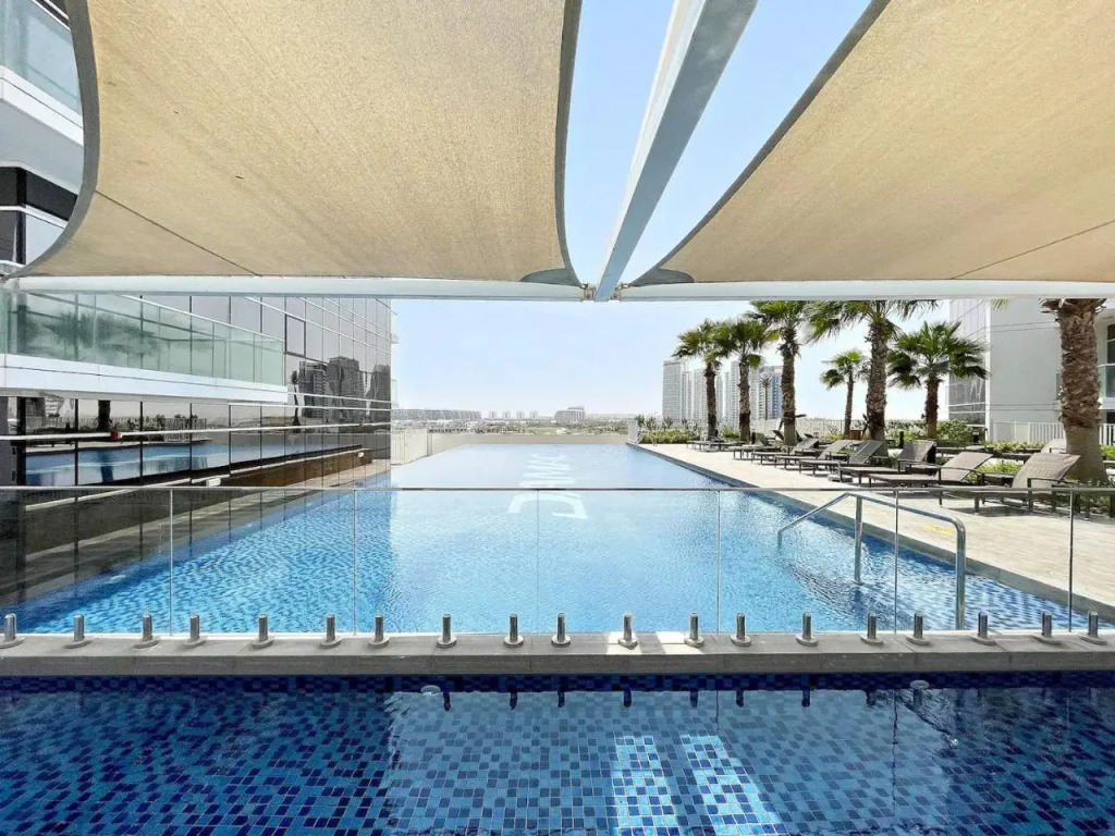 Дубай: Primestay - Carson Tower a in Damac Hills