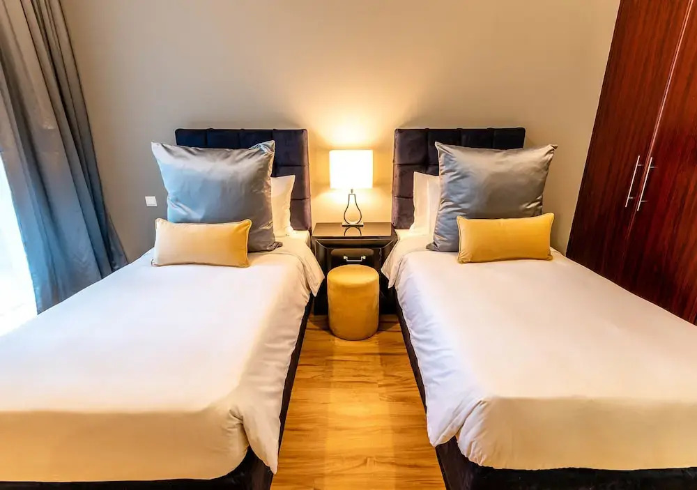 Дубай: Dubai Marina - Jumeirah Living Marina Gate 3 3804