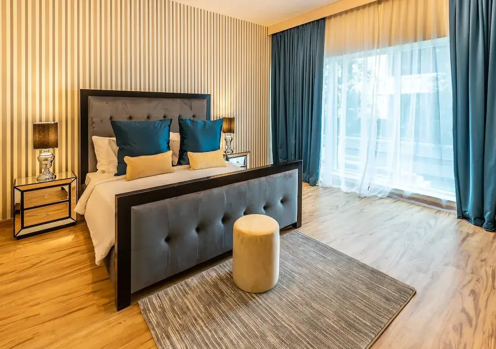 Дубай: Dubai Marina - Jumeirah Living Marina Gate 3 3804