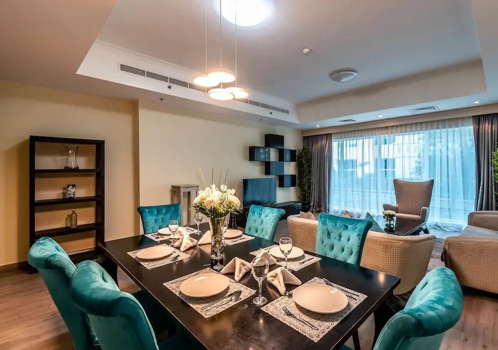 Дубай: Dubai Marina - Jumeirah Living Marina Gate 3 3804