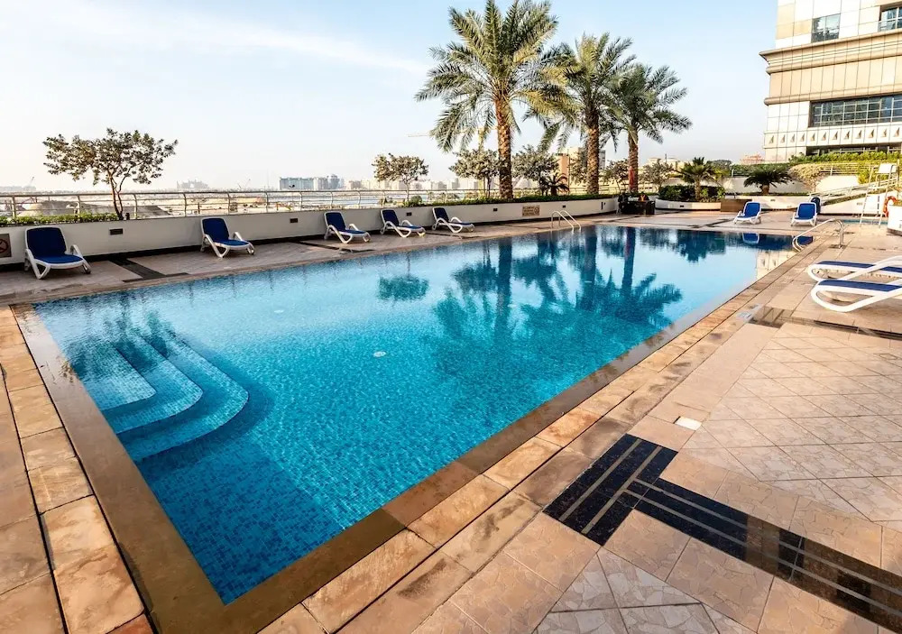 Дубай: Dubai Marina - Jumeirah Living Marina Gate 3 3804