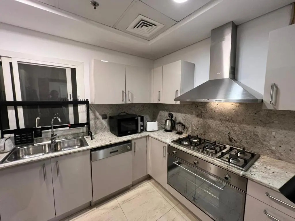 Дубай: Lovely & Pristine 2br + Kids - 7min To Dubai Mall