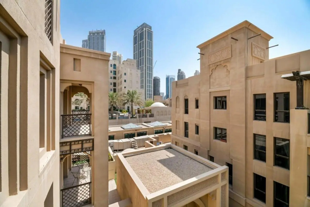 Дубай: Silkhaus exclusive 1BDR in Downtown Dubai Old Town