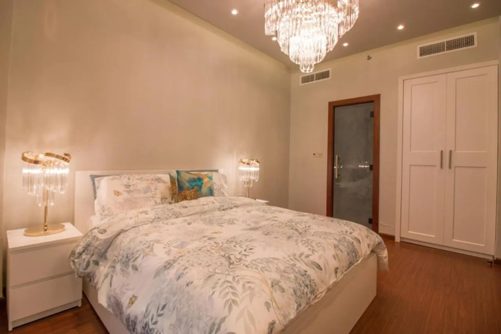 Дубай: Luxurious 2br - Fully Upgraded - High-End Facilities