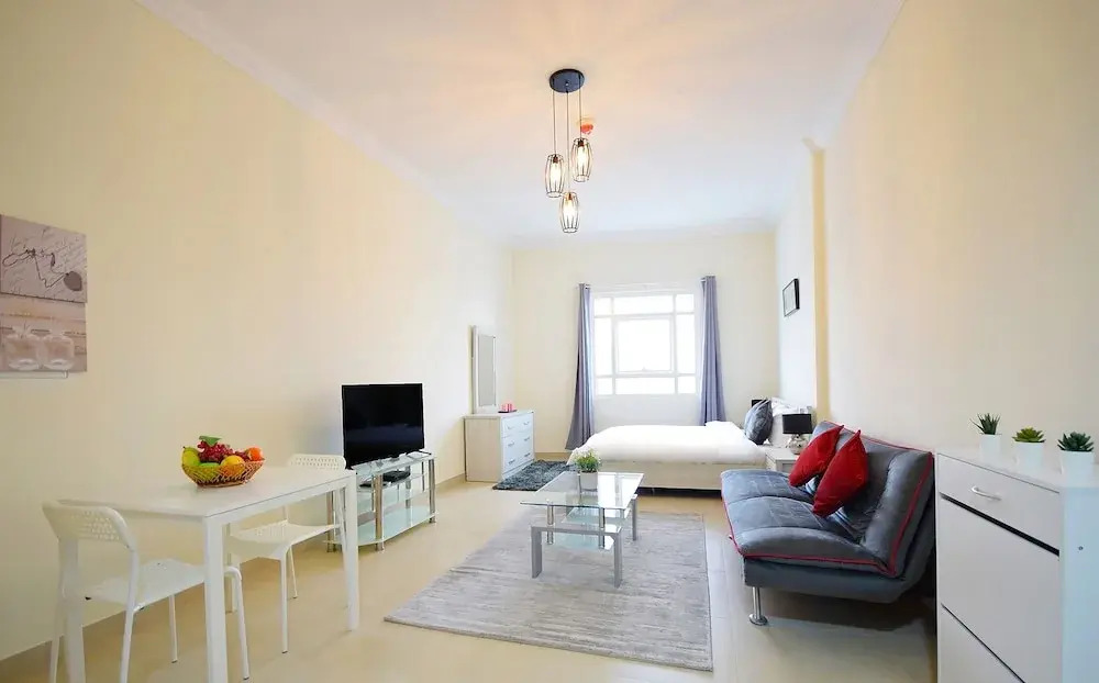 Дубай: Key View - Plaza Residence 1