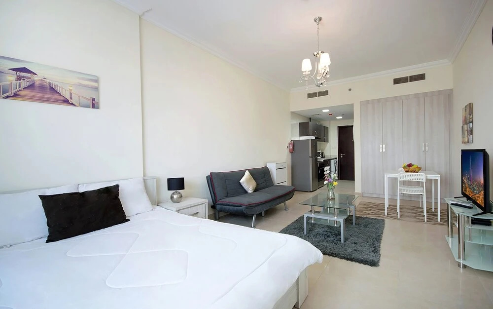 Дубай: Key View - Plaza Residence 1