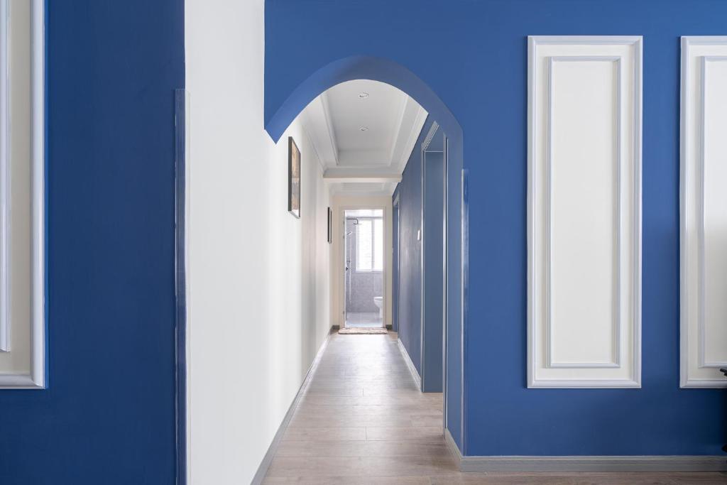 Сиань: Locals Apartment Inn 01