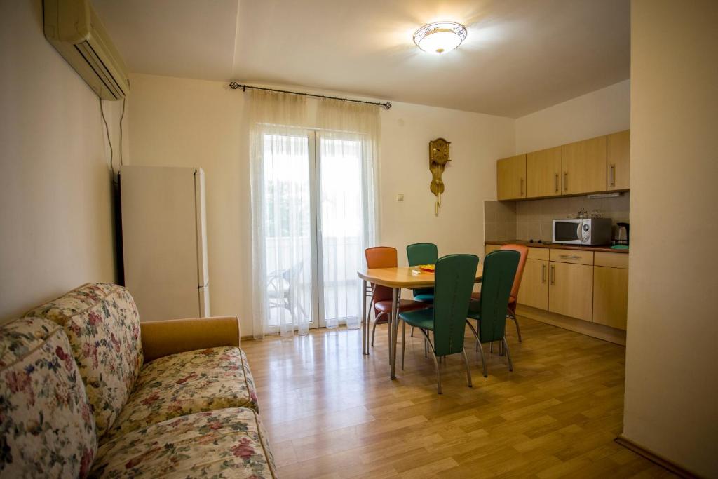 Сутоморе: apartment Summer 3sp