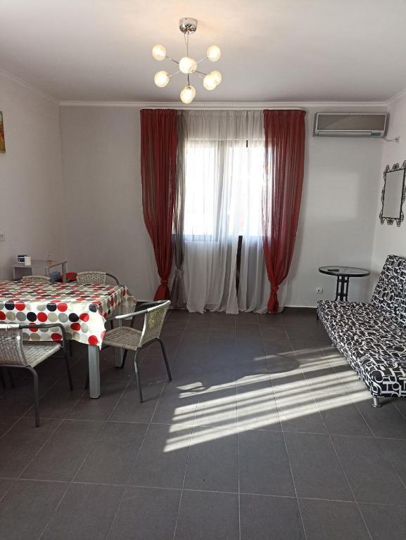 Сутоморе: Yuriy apartments 1