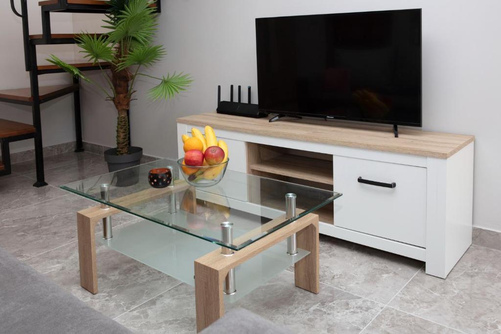 Доброта: Fortress View apartment II