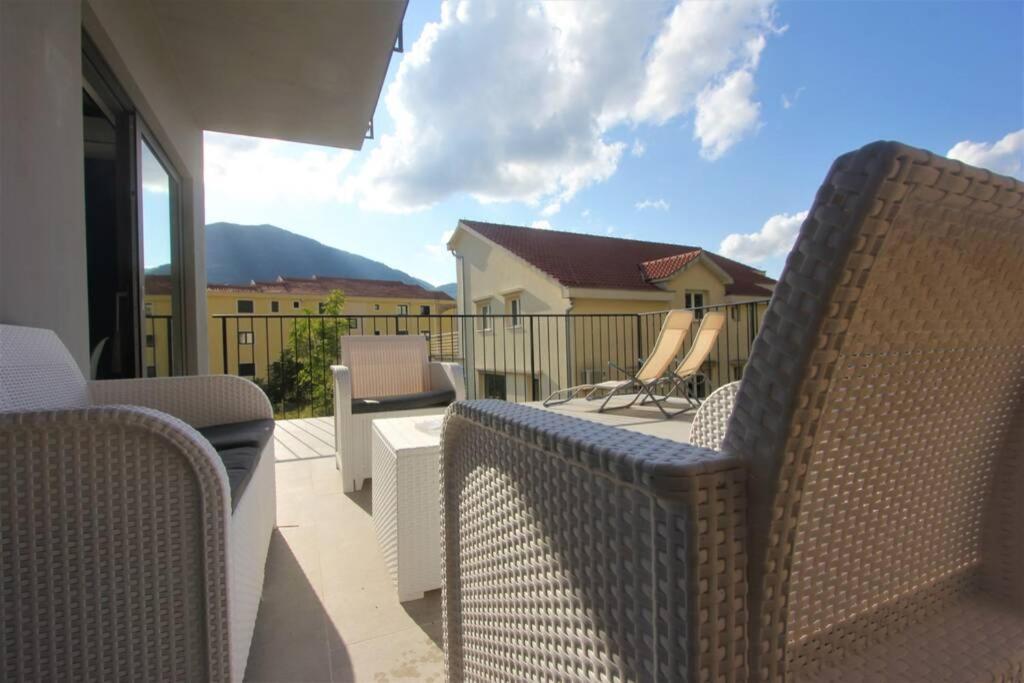 1 BR apartment with spacious terrace — фото 2