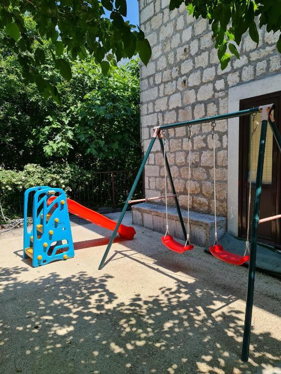 Котор: Stone house apartment