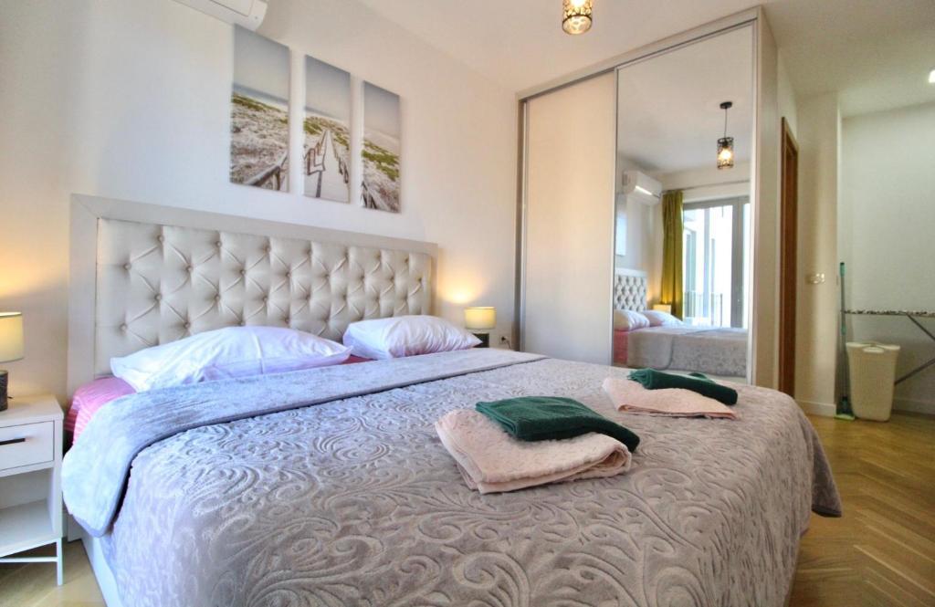 2bd New Dobrota Apt with Bay Views — фото 6