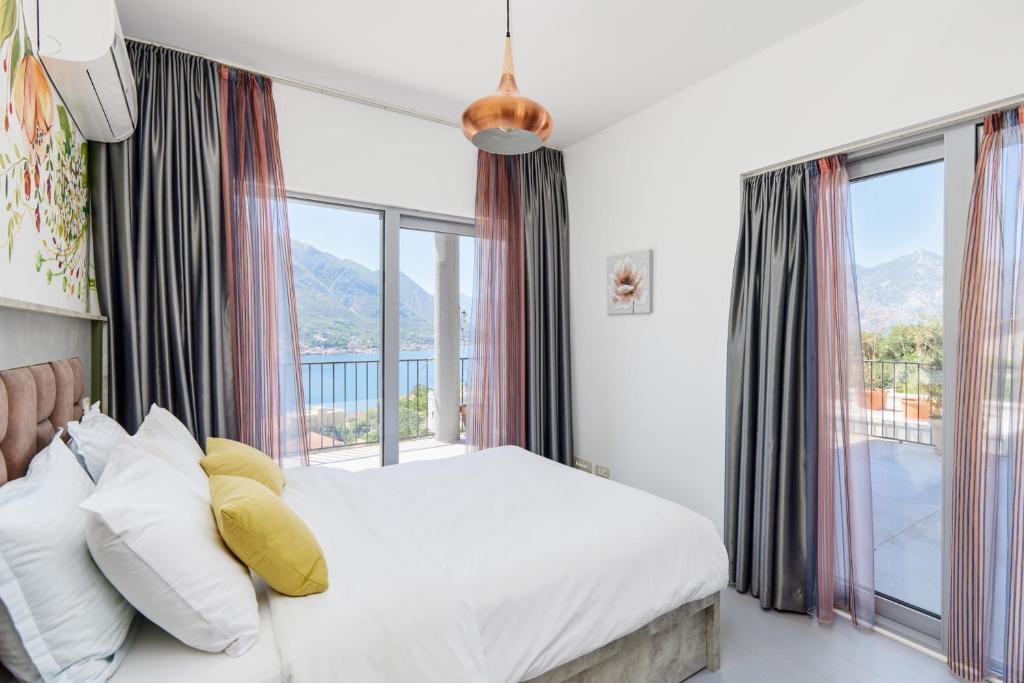 Apartment 3 With Amazing Sea View — фото 4