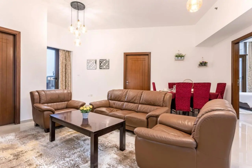 Дубай: Live Spacious 3br Apartment All En Suite & Balcony