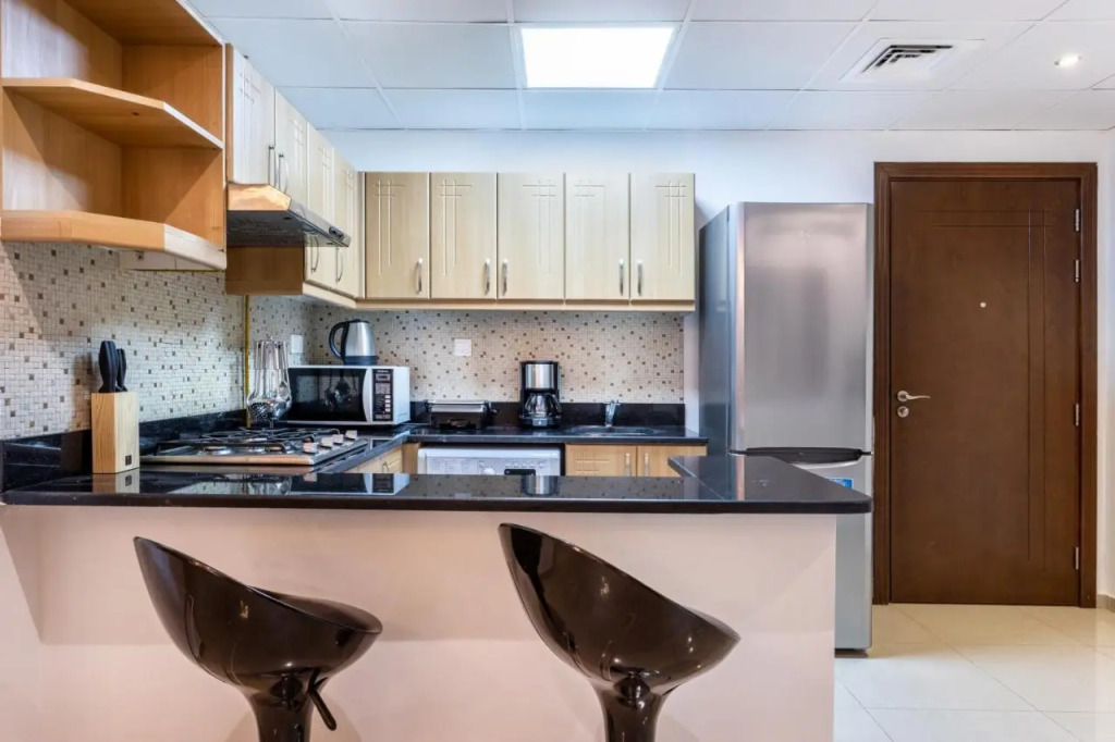 Дубай: Live Spacious 3br Apartment All En Suite & Balcony