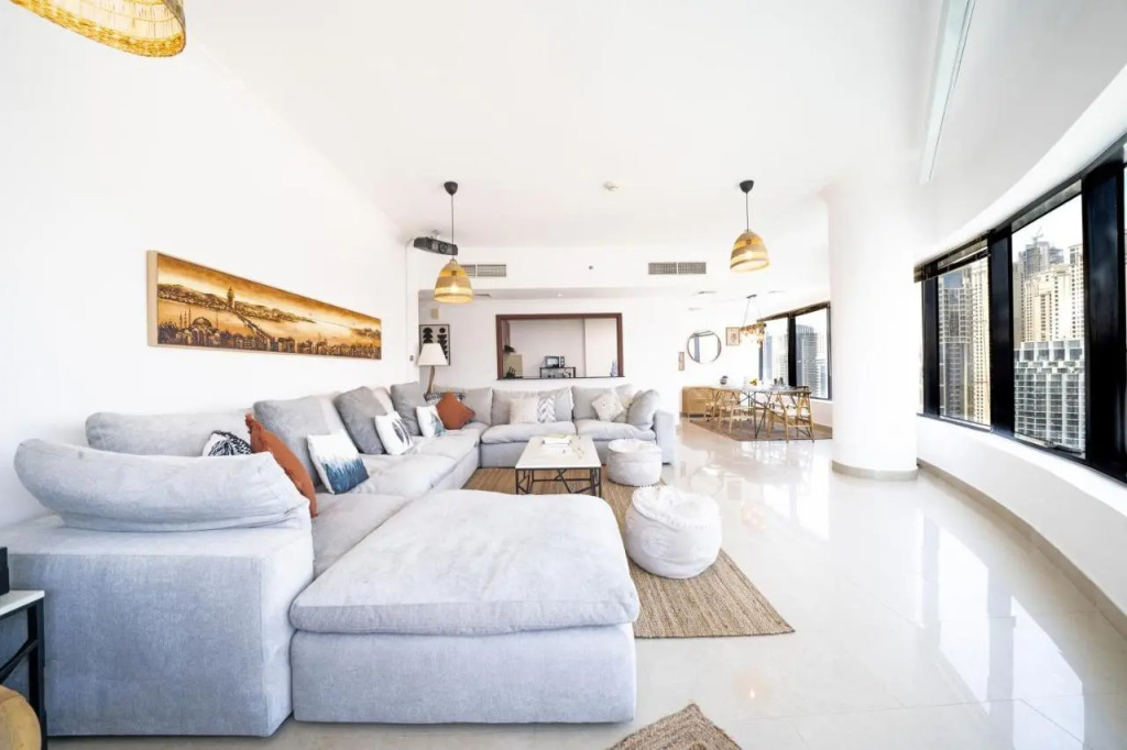 Дубай: Spacious 3br with 180˚ Dubai Marina Views