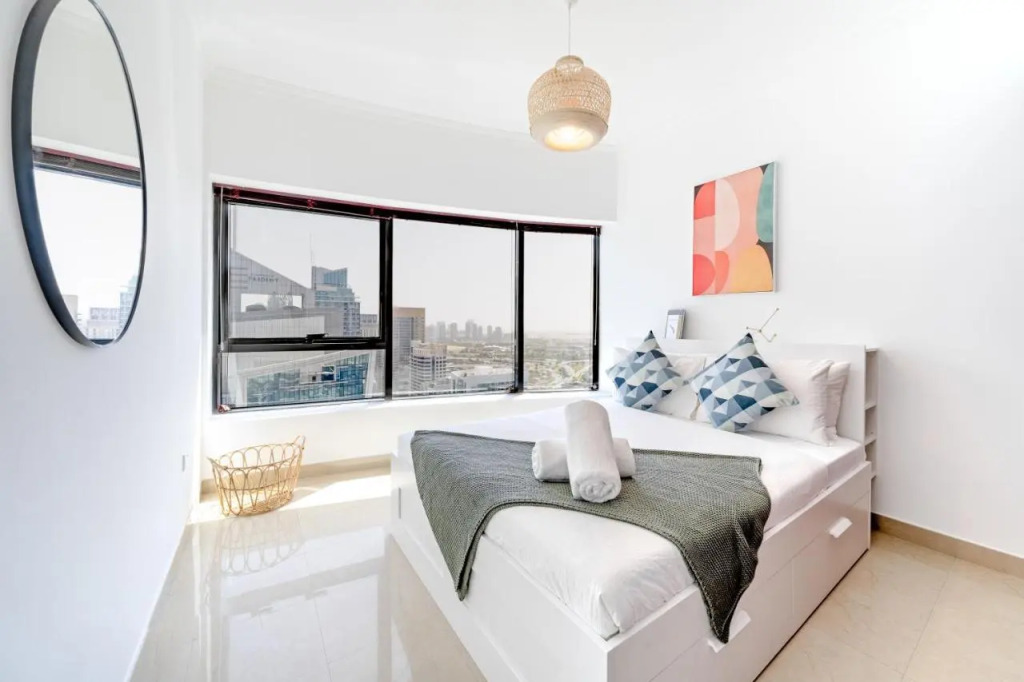 Дубай: Spacious 3br with 180˚ Dubai Marina Views
