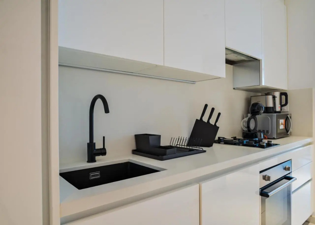 Дубай: Stylish Studio W Dubai Canal Vw in Business Bay