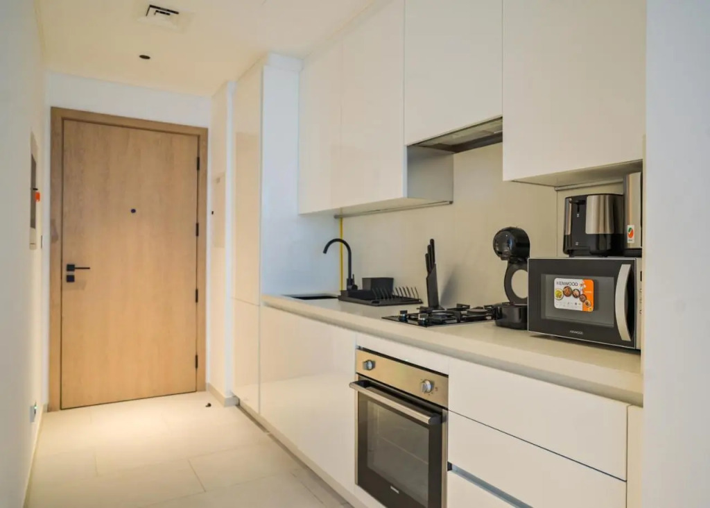 Дубай: Stylish Studio W Dubai Canal Vw in Business Bay