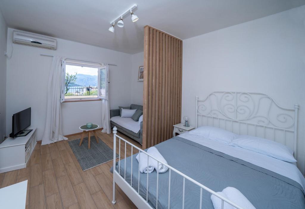 3M - Stylish studio apartment with terrace — фото 3